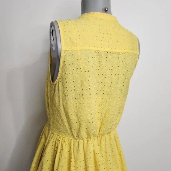 SOLD π J. Crew Yellow Eyelet Sleeveless Fit and Flair Shirtdress Size 4 - Picture 7 of 16